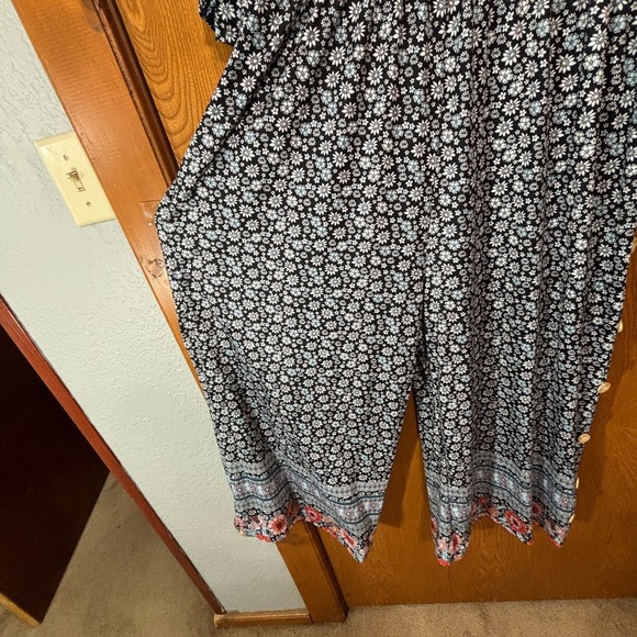 Floral Patterned Women's Jumpsuit - Picture 6 of 11